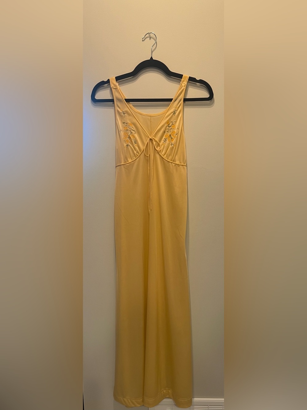 💎VINTAGE 1970'S BRITISH PEACH YELLOW SHEER EMBROIDERED SHEER MAXI NIGHTDRESS